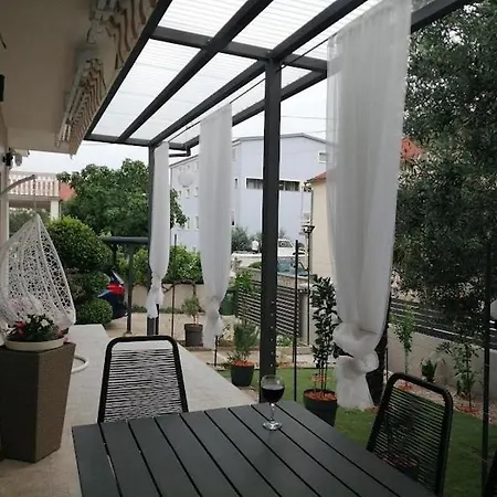 With Swimming Pool - 23696 Apartman *